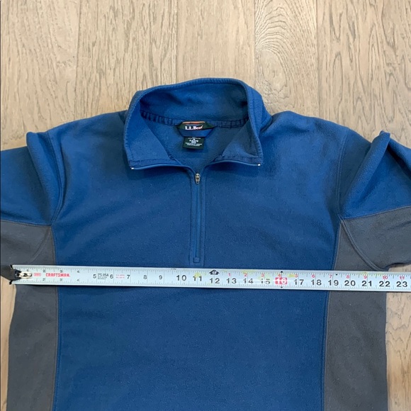 L.L. Bean Blue Outdoor 1/4 Zip Pullover Fleece Sweatshirt Size Medium - Picture 3 of 8